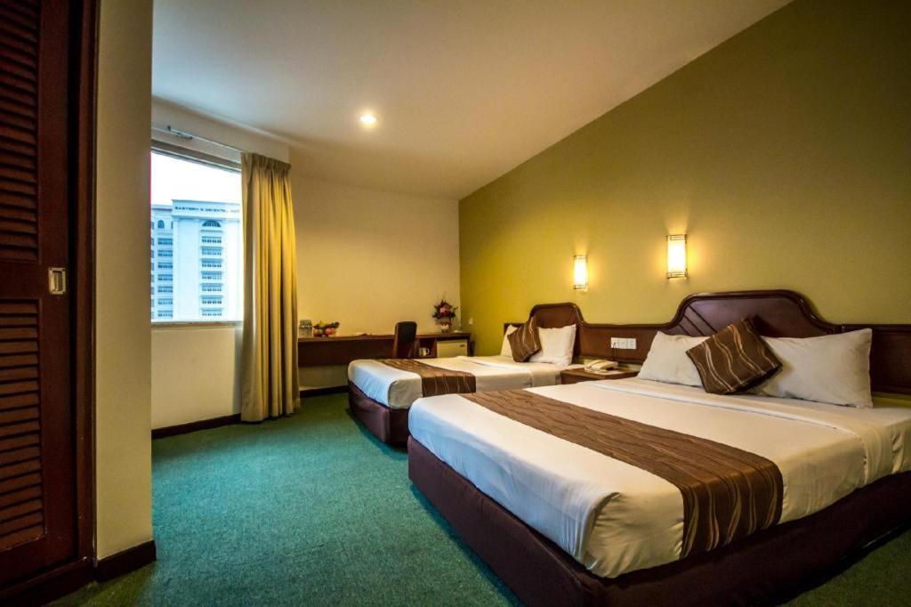 Hotel Continental George Town Esterno foto