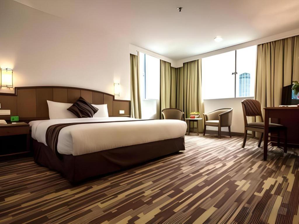 Hotel Continental George Town Esterno foto